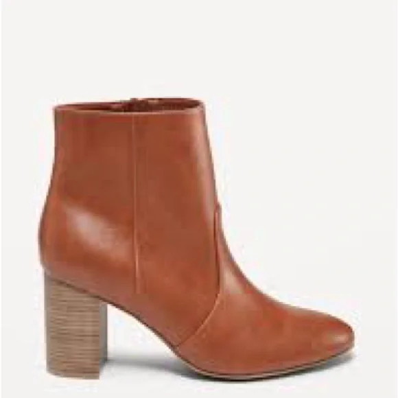 Old Navy EUC Faux Leather Block Heel Ankle Boots | Size 9 | Color Cognac Brown - Picture 2 of 7